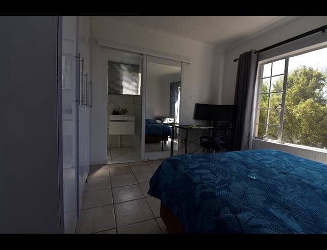 2 BEDROOM APARTMENT FOR SALE IN NORTHGATE